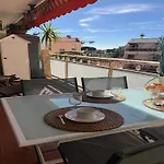 Apartment Peaceful La Pinede For Couple